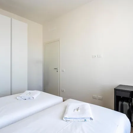 Panoramic Penthouse With Parking Space 2bdr By Hotea * Florencie