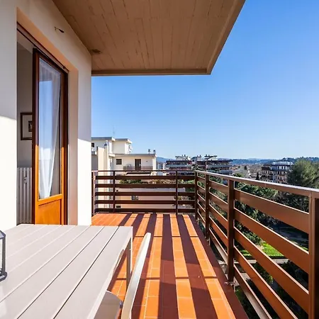 Panoramic Penthouse With Parking Space 2bdr By Hotea Apartmán