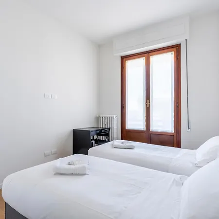 New 2bdr - Panoramic Penthouse With Parking Space Apartment