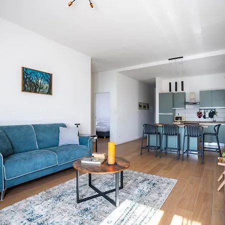 Panoramic Penthouse With Parking Space 2bdr By Hôtea